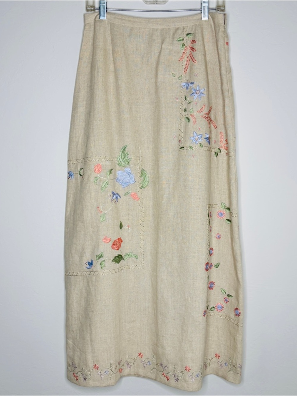The Eagle’s Eye Vintage Size 8 Linen Embroidered Stitch Maxi Skirt Beige Floral